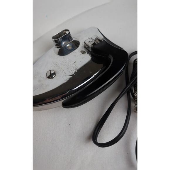 Vintage Fostoria travel Iron Foldable Model52X .115 volts, 350, A.C. Only. - Picture 1 of 6